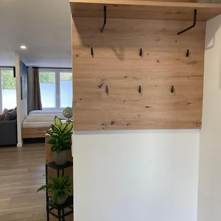 Moderne Ferienwohnung Mit Balkon Herxheim Exterior foto